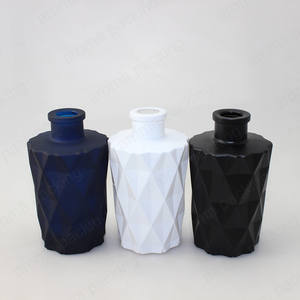 Diffuseur <span class=keywords><strong>de</strong></span> roseaux en <span class=keywords><strong>verre</strong></span> vide <span class=keywords><strong>de</strong></span> 170ml avec <span class=keywords><strong>motif</strong></span> bâtons <span class=keywords><strong>de</strong></span> fibres d'or rose argenté finition mate pour les soins personnels - Product Image 4