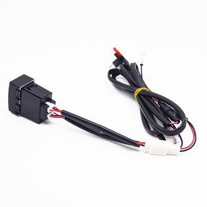 Adapté aux modèles <span class=keywords><strong>Mazda</strong></span> 6/2/<span class=keywords><strong>3</strong></span>/5 de 2004 à 2015, interface de charge rapide USB de type C pour téléphone portable en voiture. - Product Image 5
