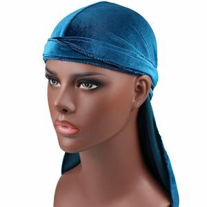 Turbantes de Moda para Hombre al por Mayor, Gorro Pirata Trenzado de Terciopelo con Cola Larga, Casual, Deportivo, para Exteriores, Personalizado, Cómodo y Elástico - Product Image 2