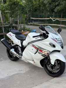 Suzuki GSX1300R <span class=keywords><strong>Hayabusa</strong></span> 1300cc Moteur à quatre cylindres en ligne refroidi par liquide Sport Tourer - Product Image 2
