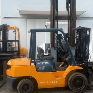 Chariot élévateur Toyota FD35 d'occasion (3/3,5/4/5/6/7/8/10/12/15/16/18 tonnes) d'origine japonaise, au prix le plus bas, à vendre - Product Image 1