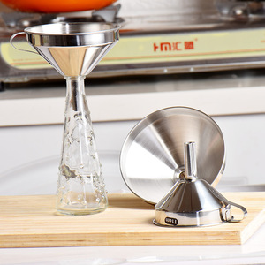 Entonnoir en acier inoxydable 13cm 11cm 15mm pour le versement d'huile de cuisine et le filtrage - Product Image 2