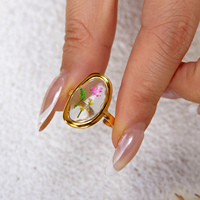 CUMAI Multi-Style Vintage Trockenblumen-Harzring mit vergoldetem Edelstahl Ovaler Statement-Ring für Damen Modeschmuck