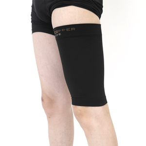 Logo personnalisé Manchons de compression <span class=keywords><strong>pour</strong></span> les ischio-jambiers sportifs Soulagement de la douleur à l'aine des quadruples Manchons de compression <span class=keywords><strong>pour</strong></span> les muscles des cuisses - Product Image 2
