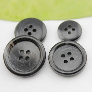 Hiệu ứng ngọc trai tùy chỉnh 24L 32L <span class=keywords><strong>36L</strong></span> 40L nút nhựa Polyester nút áo tùy chỉnh cho quần áo - Product Image 3