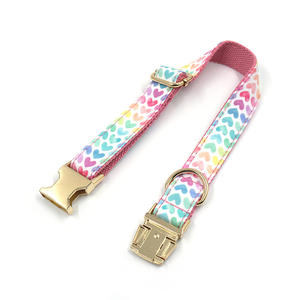 Fabricante Bumopet, <span class=keywords><strong>Collar</strong></span> de perro con hebilla de Metal dorado de lujo, nailon ajustable con bonito diseño de corazón y patrón de impresión para gatos - Product Image 3
