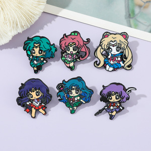 En gros, badges métalliques et épingles de revers en émail, thème <span class=keywords><strong>Sailor</strong></span> <span class=keywords><strong>Moon</strong></span> dessin animé mignon, pour la décoration de vêtements et la collection - Product Image 5