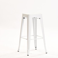 Tabouret de Bar Haut en Métal Antique Rétro Design Moderne Mobilier de Bar Industriel en Acier Offres Spéciales Chaise Empilable Repose-pieds pour Hôtels