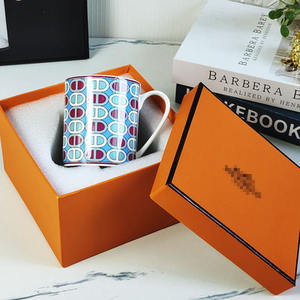 Vente flash Ensemble à café de luxe Ensemble à thé en porcelaine rouge et bleu de luxe européen Tasse et soucoupe - Product Image 4