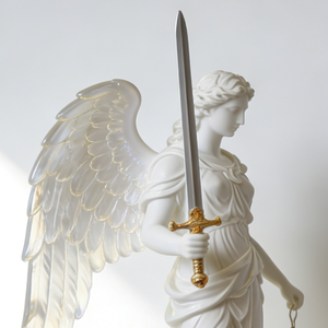 Escultura de Resina del Arcángel Miguel - Regalo de Decoración para el Hogar de Alta Gama, Escultura Personalizada Bozhiyi - Product Image 5