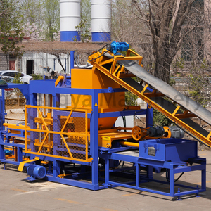 Machine à fabriquer des blocs de béton interverrouillés CHB QT4-18, <span class=keywords><strong>prix</strong></span> <span class=keywords><strong>d</strong></span>'usine Shengya, machine automatique de fabrication de briques en ciment - Product Image 2