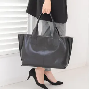 Kişiselleştirilmiş sırt çantası siyah popüler hakiki deri Tote çanta
