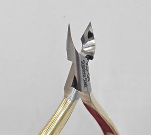 Pince à cuticules professionnelle en acier inoxydable OEM, coupe-cuticules, outil de manucure et pédicure résistant à la rouille pour salon - Product Image 5