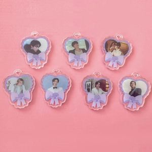 Nouveau porte-clés en acrylique Bangtan Boys 2026, pendentif cœur et visage violet, breloque de sac souvenir Arijang World Tour pour les fans de K-pop - Product Image 2