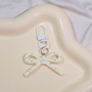 <span class=keywords><strong>Nouveau</strong></span> porte-clés pendentif nœud ajouré couleur bonbon d'été - Bijou mignon de style coréen pour amis ou comme cadeau. - Product Image 6