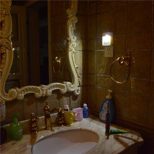 Luz Nocturna LED con Sensor de Movimiento, Funciona con Batería, para Cualquier Lugar - Product Image 4