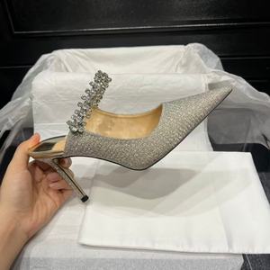 Diseño de primera calidad de tacones de aguja brillantes de alta calidad, elegantes zapatos de tacón alto con diamantes de imitación para mujer, zapatos de moda para mujer. - Product Image 1