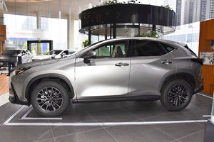 <span class=keywords><strong>Vendita</strong></span> <span class=keywords><strong>Auto</strong></span> Usata 2025 per Lexus NX 350 2024 Veicolo di Seconda Mano Lexus SUV Ibrido in <span class=keywords><strong>Vendita</strong></span> - Product Image 6