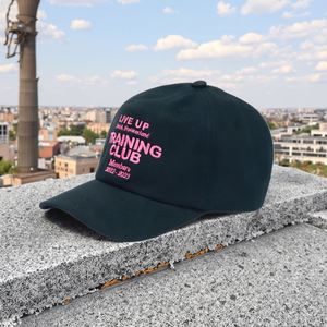 Gorra de Camionero Personalizable con Logotipo, 5 y 6 Paneles, Gorra de Béisbol Promocional con Malla Trasera, Diseño de Parche Moderno, Espuma, en Blanco - Product Image 1