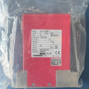 Medidor de Flujo de N2 HORIBA SEC-Z313M 100SCCM, Medidor de Gas de Área Variable - Product Image 2