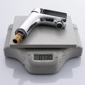 Vòi lavabo giá xuất xưởng, tay cầm hình chữ nhật, đường nét sạch sẽ, lắp đặt trên mặt bàn, mạ crôm, đồng thau, nước lạnh - Product Image 2