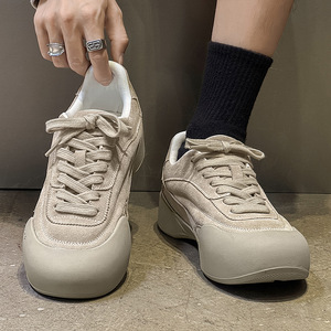 เทรนด์แฟชั่นฤดูหนาวใหม่ รองเท้ากีฬาผู้ชายสีพื้นอเนกประสงค์ สำหรับวิ่งจ๊อกกิ้งกลางแจ้งและวิ่งลำลอง - Product Image 2