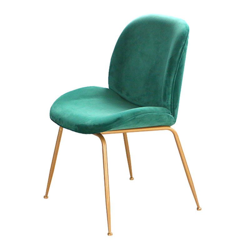 สีเขียว