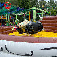 Simulateur de taureau mécanique rouge gonflable électrique pour parcs d'attractions commerciaux, équipement de divertissement pour adultes à vendre