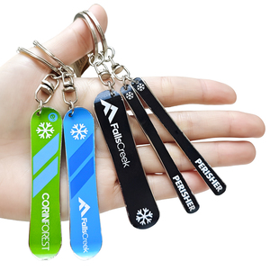 Porte-clés personnalisés en alliage de zinc, style anime vintage, étanches et résistants, avec logo personnalisable en gros pour voiture - Product Image 1