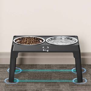 Suporte Elevado para Tigelas de Cães e Gatos com Altura Ajustável em 4 Níveis, Capacidade para 2 Comedouros de Aço Inoxidável, Antiderrapante, Impermeável e à Prova de Vazamentos - Product Image 3