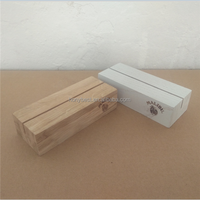Soporte de menú de madera para restaurante LOW MOQ, soporte de tarjeta de lugar de nombre de mesa, soporte de bloque de base de exhibición rústica para folleto, tarjeta