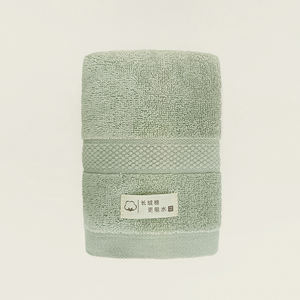 Vente en gros de serviettes de bain en coton biologique de haute qualité, blanches, personnalisées, grand format 70*140 cm, pour adultes, fabriquées en Chine - Product Image 4