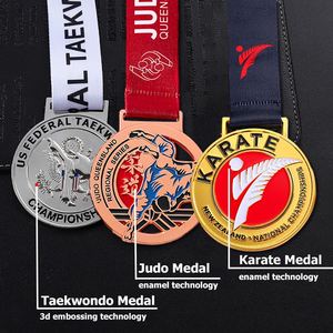 Médailles personnalisées en or, argent, cuivre pour le football, le taekwondo, la musculation, les sports, en alliage métallique, avec pulvérisation de couleur 3D, médaille de course à pied - Product Image 2