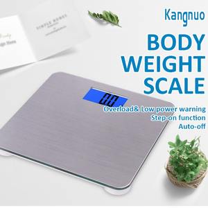 เครื่องชั่งน้ำหนักอิเล็กทรอนิกส์สำหรับผู้ใหญ่ ยี่ห้อ Conno สำหรับใช้ในห้องน้ำ วัดสุขภาพร่างกาย หน้าจอ LCD ผลิตจากแก้ว ขายส่งจากโรงงาน - Product Image 3