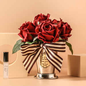 ช่อดอกไม้ประดิษฐ์หอมอโรมาเธอราพี ตกแต่งบ้าน ตั้งโต๊ะ สร้างบรรยากาศสดชื่น ใช้งานได้นาน 6 เดือน เหมาะเป็นของขวัญแต่งงาน - Product Image 1