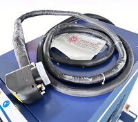 Machine de nettoyage au laser à impulsions de fibres automatique de qualité supérieure pour la suppression des dépôts de carbone sur les blocs moteur et les pièces automobiles, ainsi que l'élimination du PVC-U