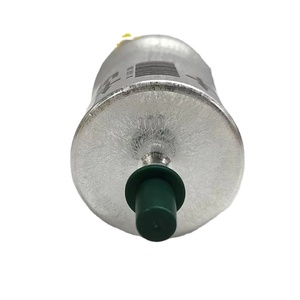 Filtre à huile pour Skoda Superb Octavia <span class=keywords><strong>Yeti</strong></span> VW Tiguan Touran POLO Santana Sagitar Bora Jetta Audi A1 A3 S3 RS3 TT 1K0201051K - Product Image 1