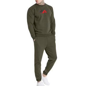 Conjuntos de ropa de abrigo informales para hombre, traje de jogging de dos piezas de punto transpirable, ropa de calle informal al por mayor, chándales de invierno - Product Image 1