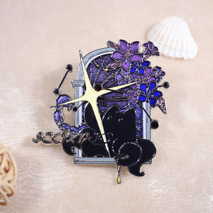 Großhandel Custom Design Logo Design Nette Katze Strass Anstecknadel Custom Emaille Pins - Product Image 1