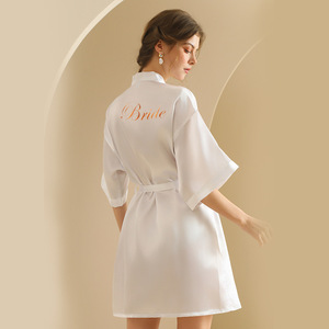 Bata de Novia y Dama de Honor para Mujer, Bata de Boda, Bata de Noche, con Letras Bordadas, Roja, de Poliéster Transpirable, con Hombros Descubiertos - Product Image 2