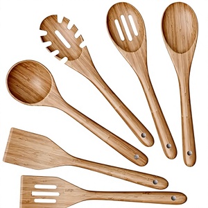 Bandejas Multifuncionales de Madera de Teca Pulida a Mano con Tema de Amor para Decoración del Hogar y Regalos para Ella - Product Image 1