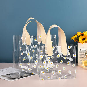 Petit sac fourre-tout en PVC transparent avec des marguerites fraîches Bonbons de mariage et cadeau d'anniversaire Compagnon Spot Petit sac cadeau de mariage frais - Product Image 4