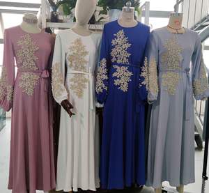 Abito modesto da <span class=keywords><strong>donna</strong></span> in poliestere Dubai Kaftan Abaya Robe per la preghiera <span class=keywords><strong>abbigliamento</strong></span> estivo dalla fornitura all'ingrosso per adulti - Product Image 3