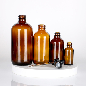 Bouteille en verre ambré de type Boston avec bouchon à vis, disponible en 30 ml, 50 ml, 128 ml, 250 ml, 450 ml - Product Image 6
