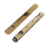 Cerradura de pestillo de puerta de doble corredera dorada de acero inoxidable al por mayor cerradura de manijas de puerta corredera y ventana con llaves