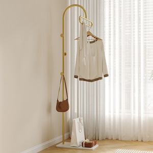 Porte-manteau autoportant moderne et minimaliste avec base en marbre, support métallique pour vêtements avec 3 crochets latéraux pour chambre, <span class=keywords><strong>entrée</strong></span>, salon - Product Image 3