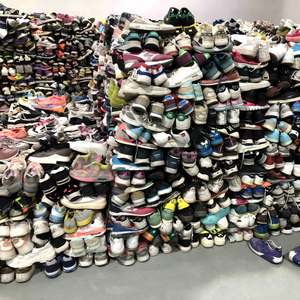 נעליים מקוריות מותג שני נעלי יד שנייה מלאי של נעליים מקוריות ממותגים משומשים מחיר נמוך - Product Image 1