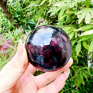 Penjualan laris bola <span class=keywords><strong>Garnet</strong></span> merah bola kristal alami penyembuhan Astrophyllite bola untuk dekorasi - Product Image 2