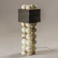 Lampe de table de luxe minimaliste postmoderne en jade, lampe haut de gamme pour hôtel d'étude de chevet de chambre à coucher modèle de designer nordique