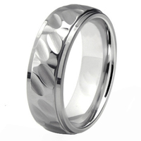 Vente en gros de bijoux tendance en cobalt, bagues en chrome à motifs de cœurs pour hommes et femmes, bagues de fiançailles ou alliances